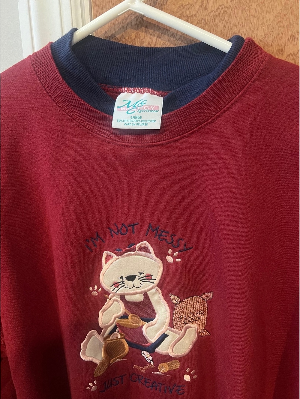 Vintage “I’m Not Messy” Baking Crewneck - Picture 2 of 3